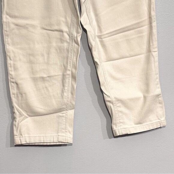 Kensie | Women’s White Stretch Casual Denim Capris Jeans - Picture 4 of 12